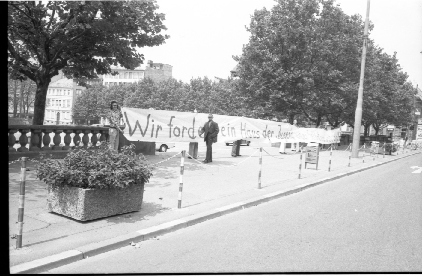 Demobanner am Exerzierplatz Demobanner am Exerzierplatz